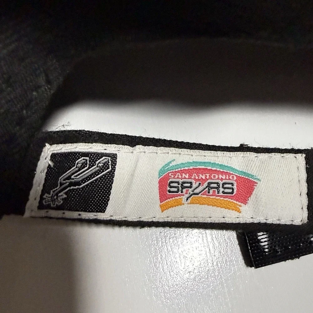 New Era 9Forty Youth San Antonio Spurs Adjustable Hat Hardwood Classic Black Cap